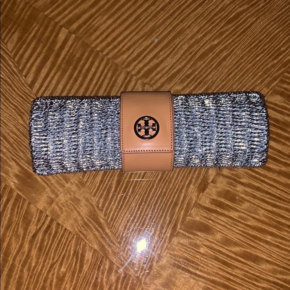 Tory burch clutch
